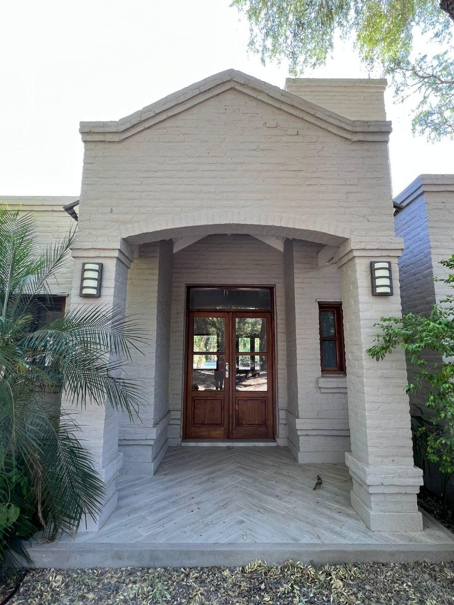 Home in Metric Way