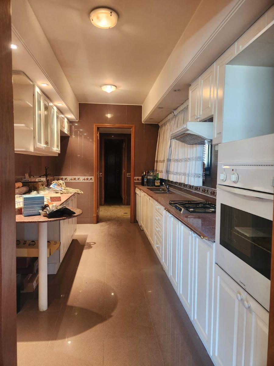 Home in Metric Way
