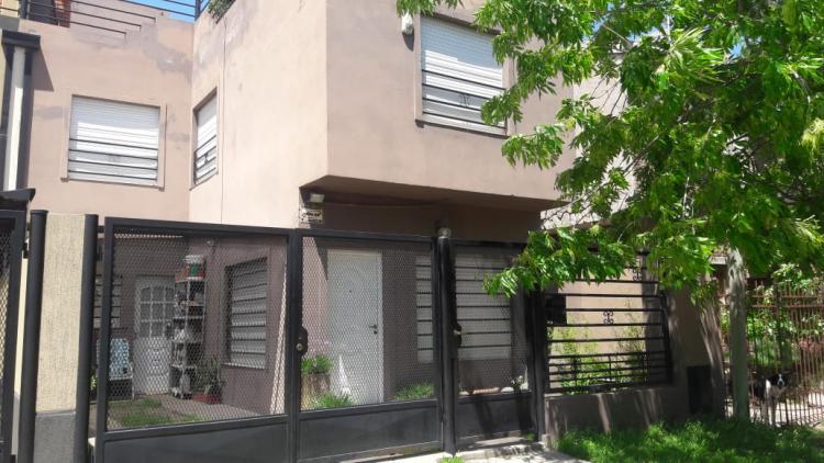 Foto Casa en Alquiler en Bahia Blanca, Buenos Aires - $ 580.000 - CAA99430 - BienesOnLine