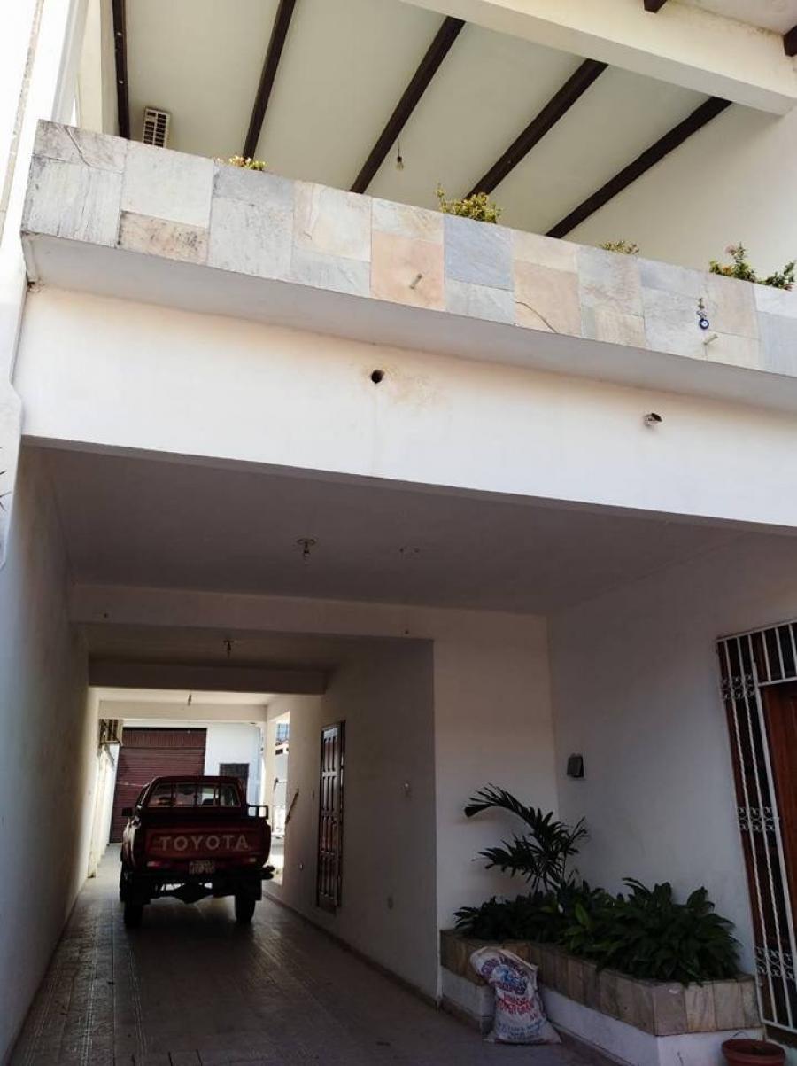 Home in Metric Way