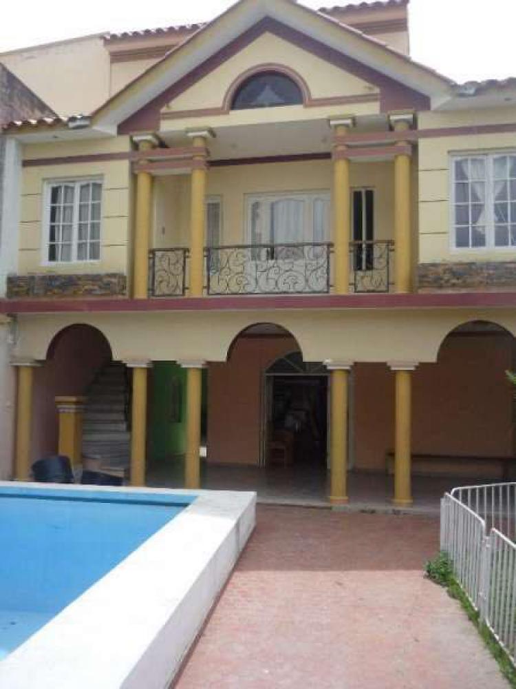 Foto Casa en Alquiler en Tarija, Tarija - U$D 1.500 - CAA693 - BienesOnLine