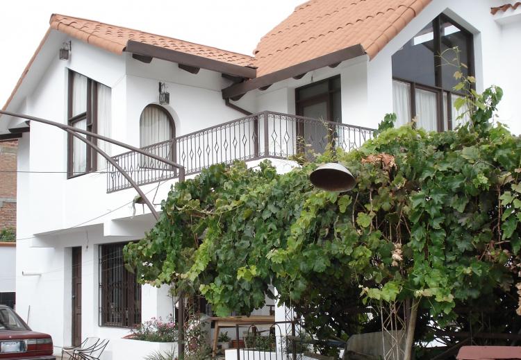 Foto Casa en Venta en Villa Busch, Cochabamba, Cochabamba - U$D 290.000 - CAV2384 - BienesOnLine