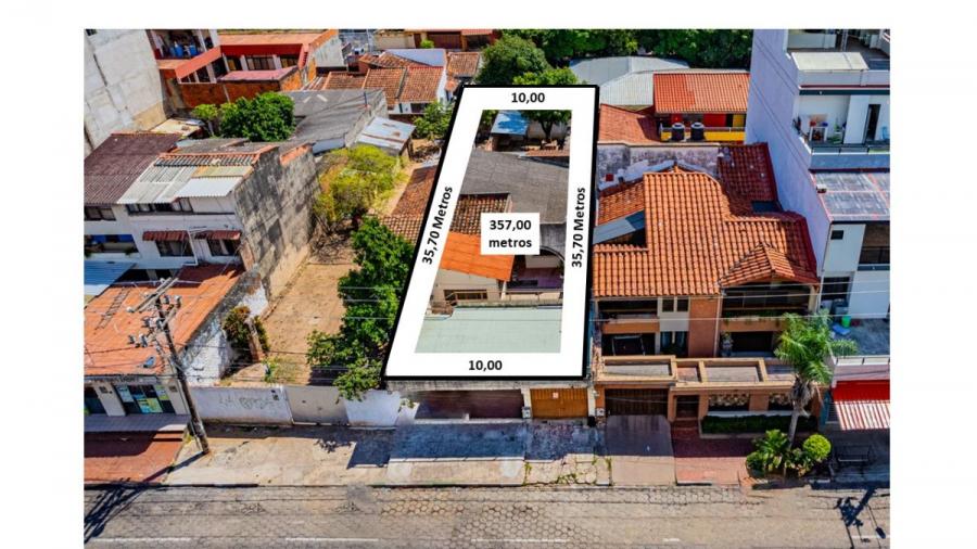 Foto Casa en Venta en Avenida Radial 27 a media cuadra del 3er anillo, Andrs Ibaez, Santa Cruz - U$D 199.000 - CAV6320 - BienesOnLine
