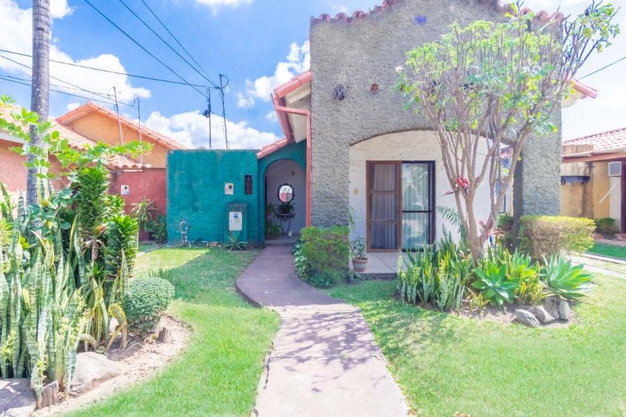 Foto Casa en Venta en Santa Cruz de la Sierra, Santa Cruz - U$D 89.000 - CAV6824 - BienesOnLine