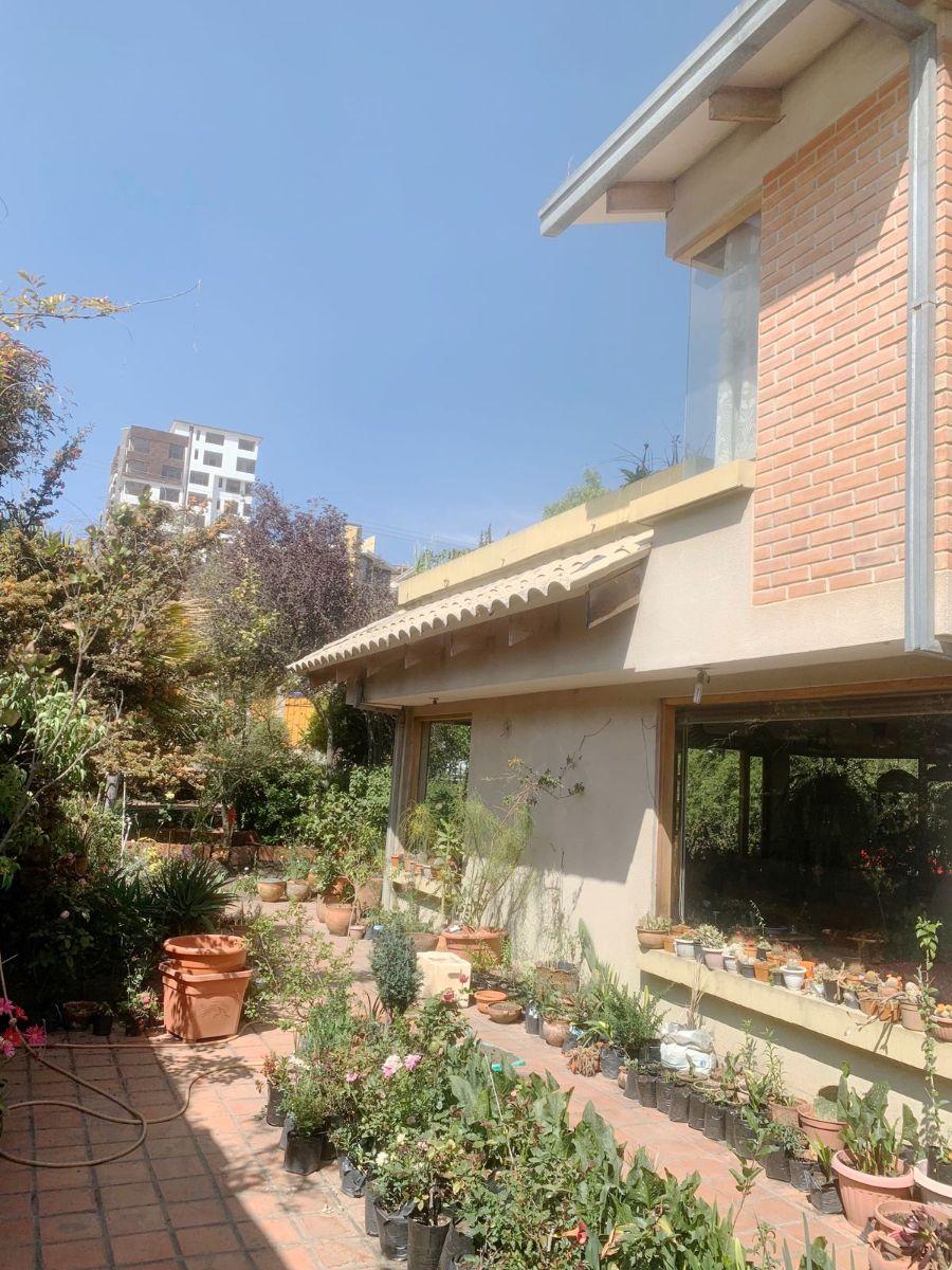 Foto Casa en Venta en Achumani, La Paz, La Paz - U$D 570.000 - CAV6055 - BienesOnLine