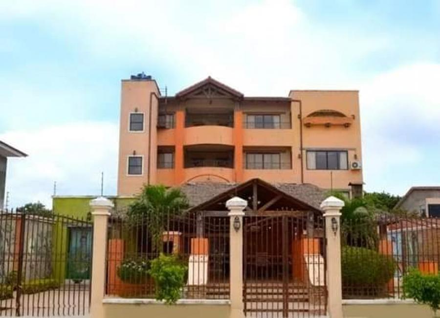 Foto Casa en Venta en Norte, Santa Cruz de la Sierra, Santa Cruz - U$D 280.000 - CAV5899 - BienesOnLine