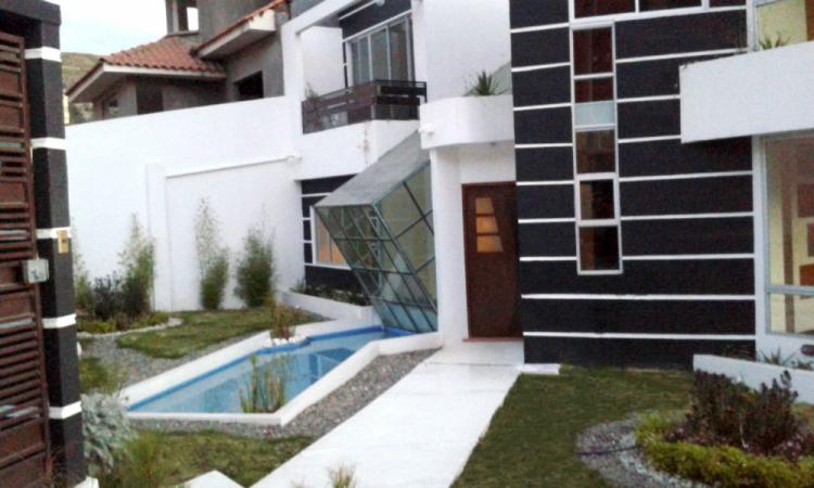 Foto Casa en Venta en Urb. Campo Verde, Achumani, La Paz, La Paz - U$D 205.000 - CAV688 - BienesOnLine