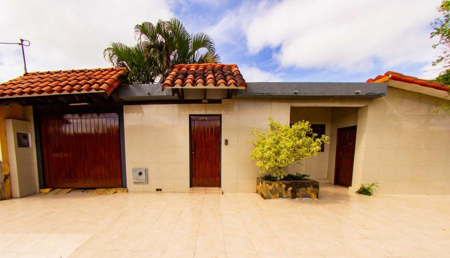 Foto Casa en Venta en Montero, Santa Cruz - U$D 187.000 - CAV3765 - BienesOnLine