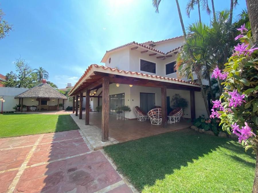 Foto Casa en Venta en SANTOS DUMONT, Santa Cruz de la Sierra, Santa Cruz - U$D 459.500 - CAV7350 - BienesOnLine