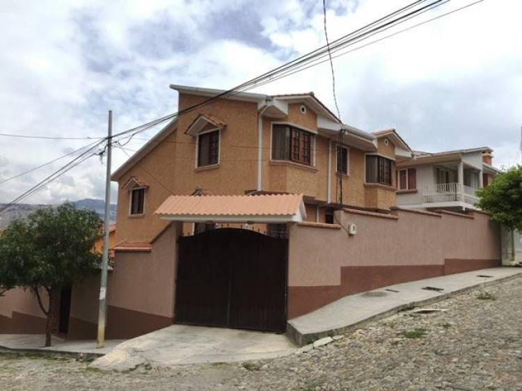 Foto Casa en Venta en Auquisamaa, , La Paz - U$D 350.000 - CAV888 - BienesOnLine