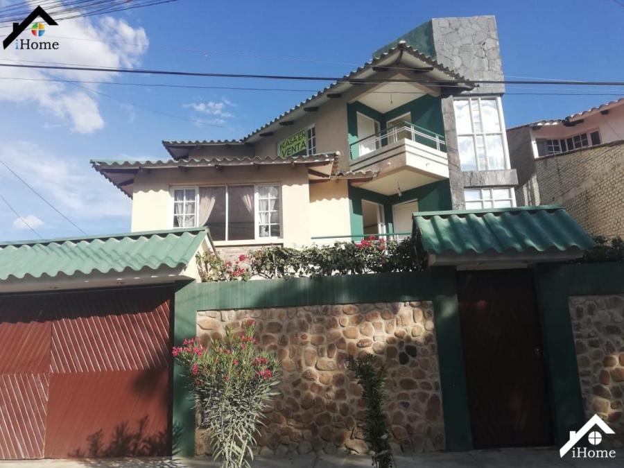 Foto Casa en Venta en El Castillo -Hacienda Santa Maria-, Sacaba, Cochabamba - U$D 167.000 - CAV4445 - BienesOnLine
