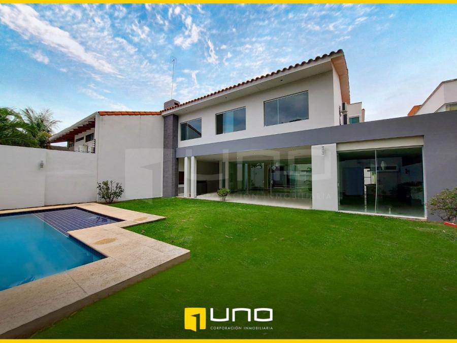 Foto Casa en Alquiler en Santa Cruz de la Sierra, Santa Cruz - U$D 2.800 - CAA5971 - BienesOnLine