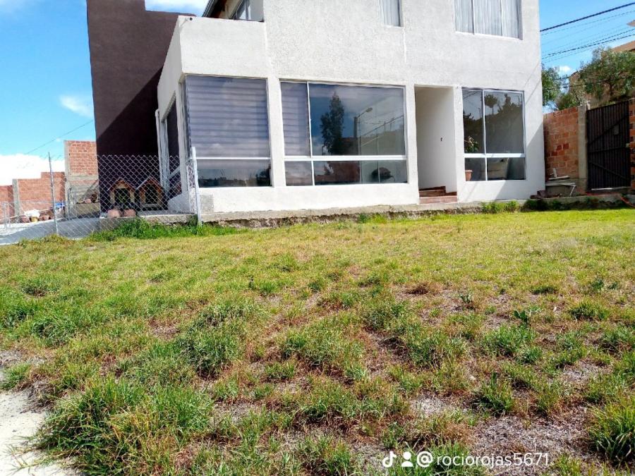 Foto Casa en Venta en JUPAPINA, La Paz, La Paz - U$D 260.000 - CAV6247 - BienesOnLine