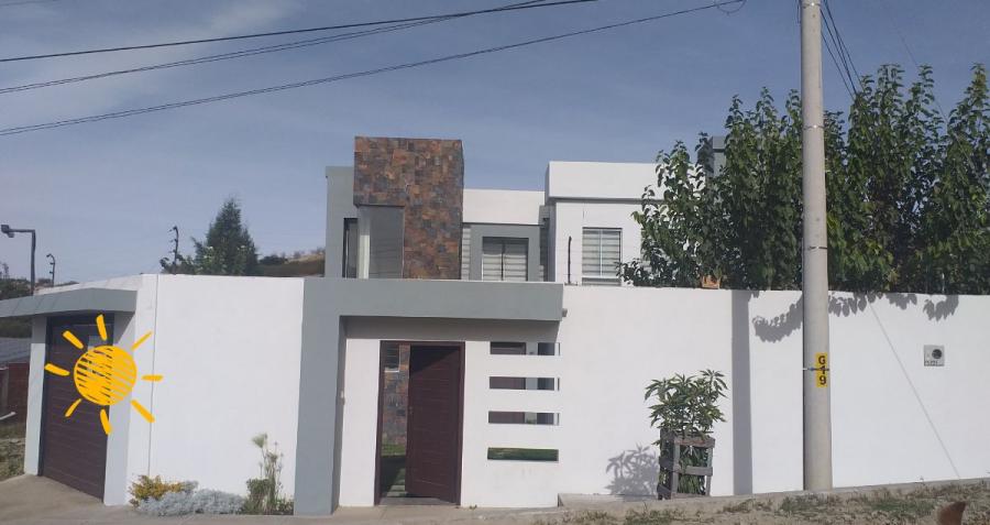 Foto Casa en Venta en Miraflores, Tarija, Tarija - U$D 240.000 - CAV5116 - BienesOnLine