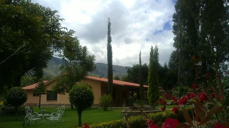 Foto Casa en Venta en Huayllani, Sacaba, Cochabamba - U$D 580.000 - CAV573 - BienesOnLine