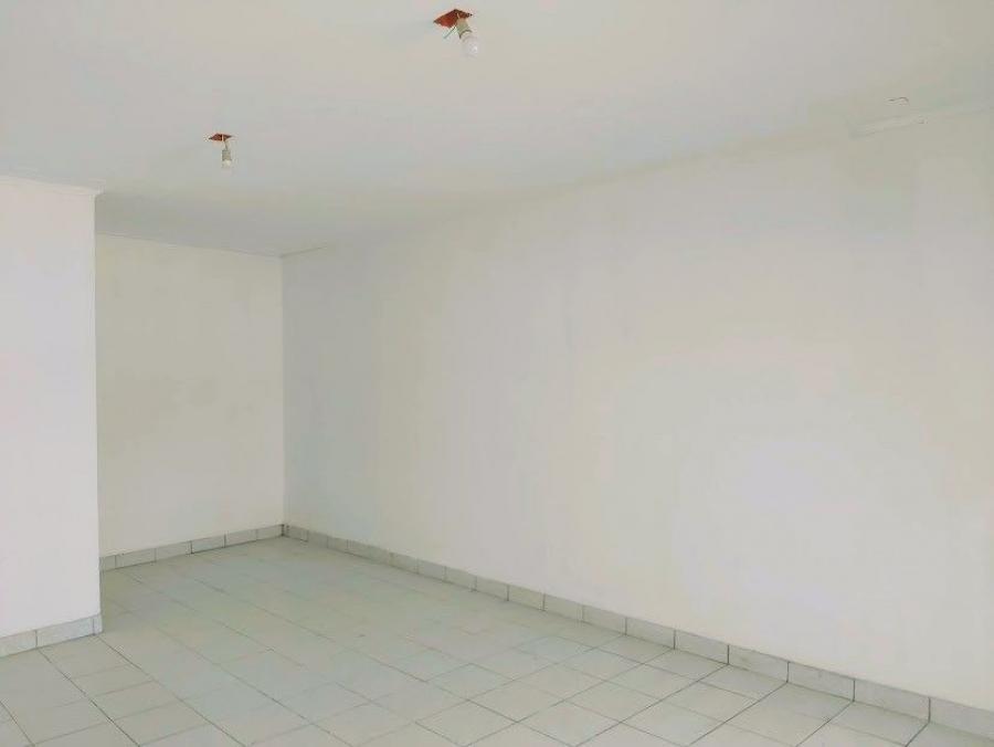 Foto Local en Arriendo en residencial y comercial, Quilpué, Valparaiso - $ 400.000 - LOA156168 - BienesOnLine