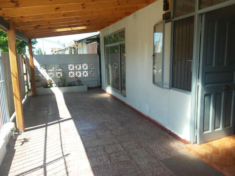 Foto Casa en Venta en Centro, a 2 cuadras del Hospital, Quillota, Quillota - $ 40.000.000 - CAV54697 - BienesOnLine