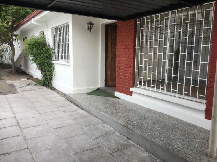 Foto Casa en Arriendo en Country Club, La Reina, Santiago - UFs 42 - CAA55626 - BienesOnLine