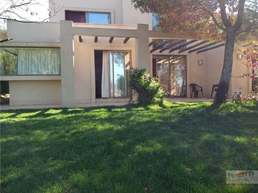 Foto Casa en Venta en Quillota, Quillota - UFs 6.900 - CAV106373 - BienesOnLine