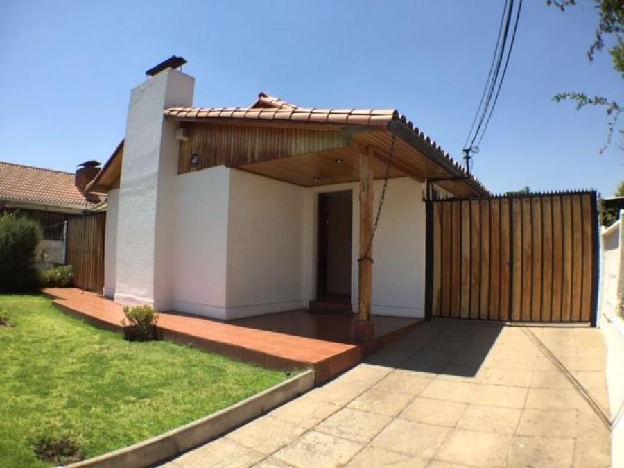 Foto Casa en Venta en MACUL, Macul, Santiago - UFs 9.350 - CAV131050 - BienesOnLine