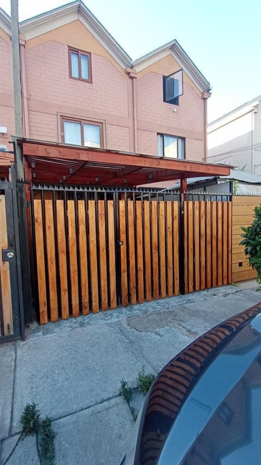 Foto Casa en Venta en Macul, Santiago - UFs 4.100 - CAV146479 - BienesOnLine