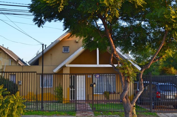 Foto Casa en Venta en Pealoln, Santiago - UFs 5.000 - CAV66252 - BienesOnLine