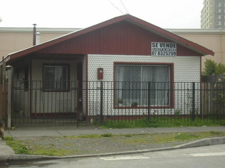 Foto Casa en Venta en VENDO CASA CALLE BILBAO LADO JUMBO, Puerto Montt, Llanquihue - $ 45.000.000 - CAV5300 - BienesOnLine