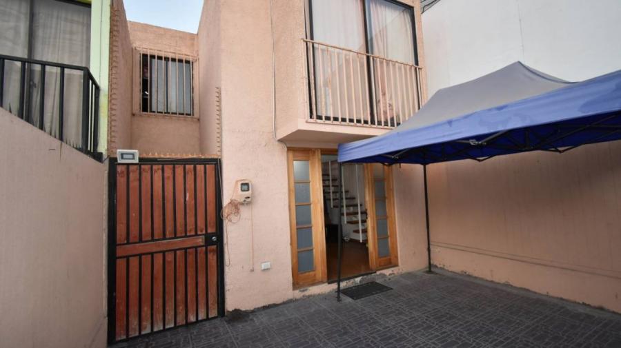 Foto Casa en Venta en Villa Gabriela Mistral, Iquique, Iquique - UFs 5.600 - CAV130866 - BienesOnLine