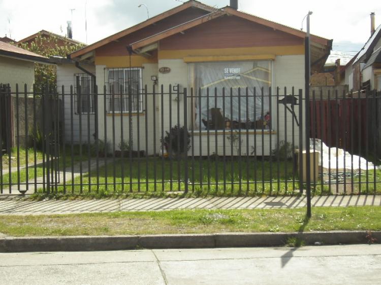 Foto Casa en Venta en VENDO CASA CALLE VOLCAN NEVADO, Puerto Montt, Llanquihue - $ 23.000.000 - CAV5307 - BienesOnLine