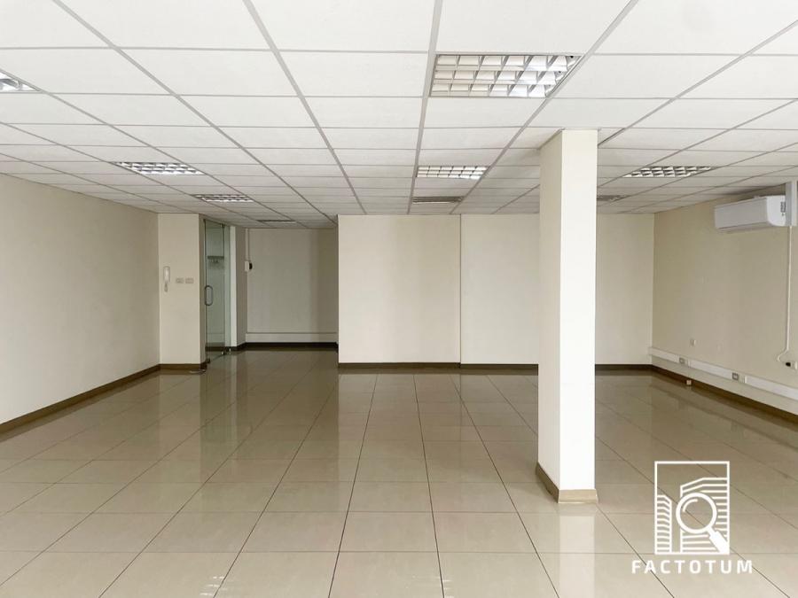 Foto Oficina en Arriendo en Los Andes, Los Andes - UFs 23 - OFA142004 - BienesOnLine