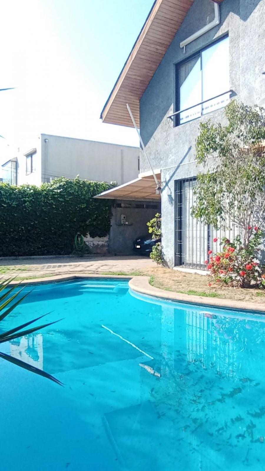 Foto Casa en Venta en Las Condes, Santiago - UFs 15.500 - CAV136781 - BienesOnLine