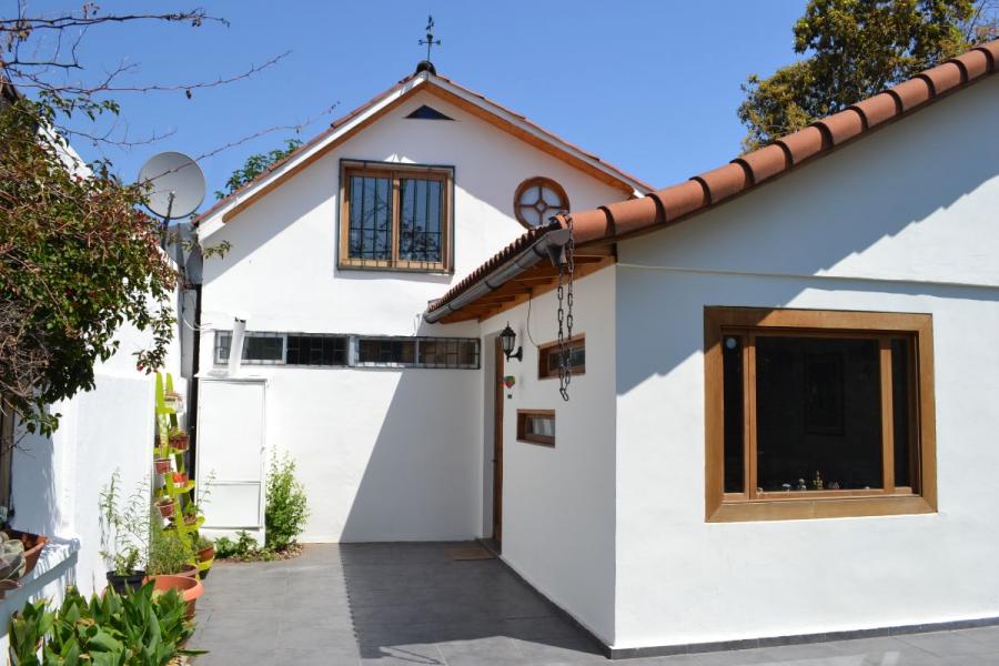 Foto Casa en Venta en Macul, Santiago - $ 245.000.000 - CAV89960 - BienesOnLine