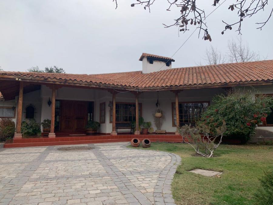 Foto Casa en Venta en Calle Larga, Los Andes - UFs 14.000 - CAV130961 - BienesOnLine