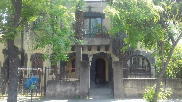Home in Metric Way