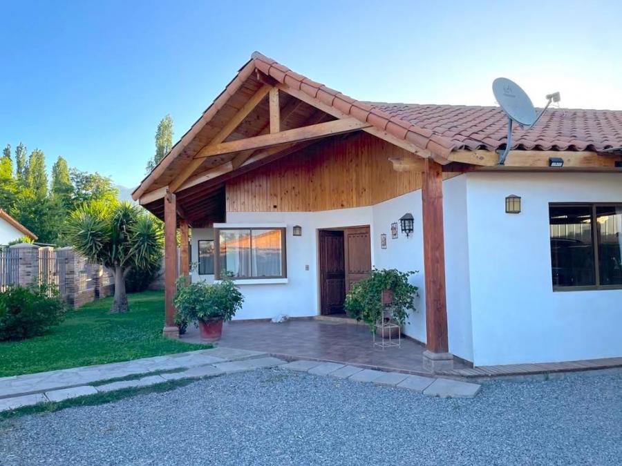 Foto Casa en Venta en Calle Larga, Los Andes - $ 289.551.200 - CAV144749 - BienesOnLine
