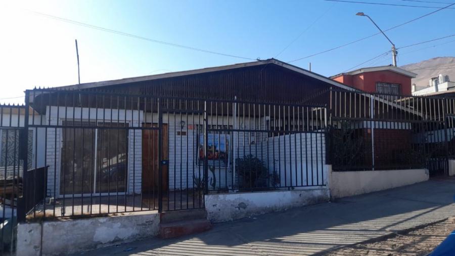 Foto Casa en Venta en Iquique, Iquique - UFs 5.300 - CAV140911 - BienesOnLine