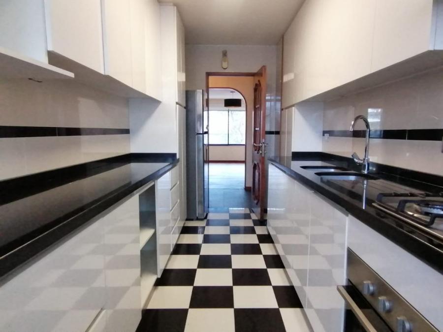Home in Metric Way