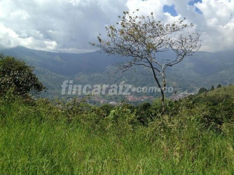 LOTE EN VENTA – COPACABANA VEREDA LA VETA