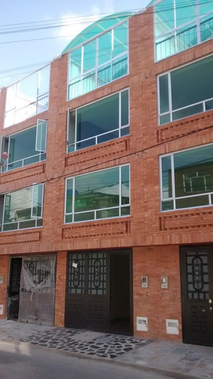 Foto Casa en Venta en CIUDAD KENNEDY CENTRAL, , Bogota D.C - $ 300.000.000 - CAV107394 - BienesOnLine