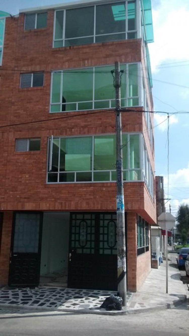 Foto Casa en Venta en CIUDAD KENNEDY CENTRAL, , Bogota D.C - $ 405.000.000 - CAV107418 - BienesOnLine