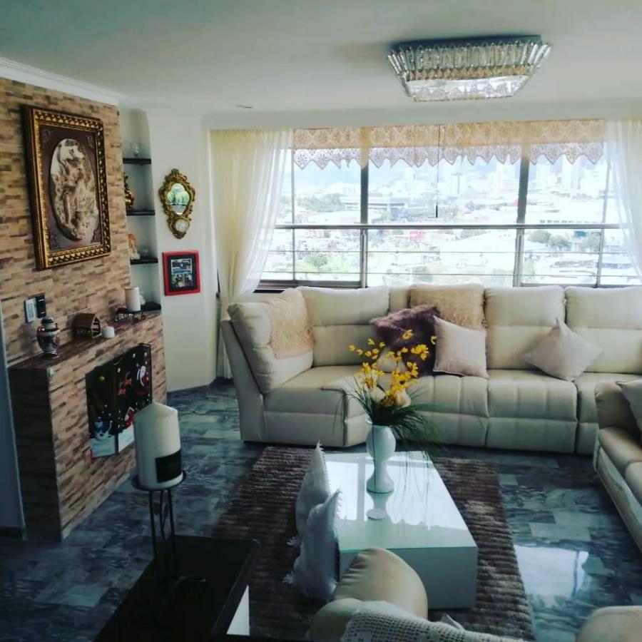 Vendo apartamento en Pinares, 162 metros², 3 habitaciones 3 baños 