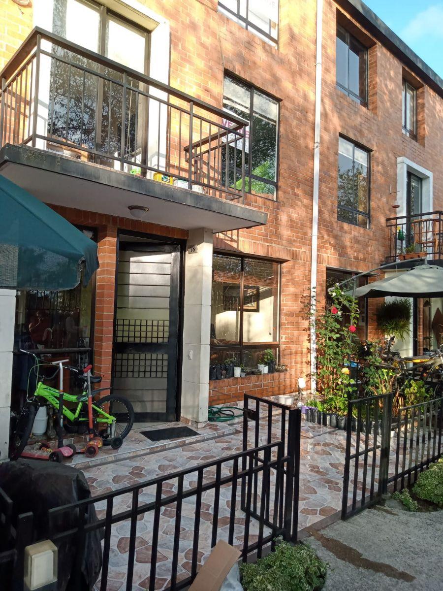 Foto Casa en Venta en SALITRE ORIENTAL, Modelia, Bogota D.C - $ 605.000.000 - CAV116094 - BienesOnLine