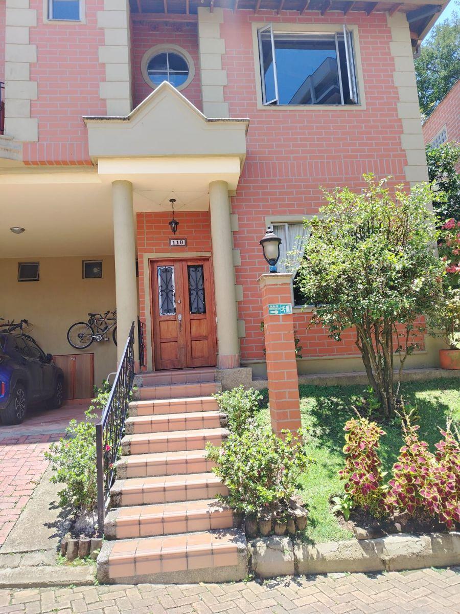 Foto Casa en Venta en Sabaneta, Antioquia - $ 1.400.000.000 - CAV214218 - BienesOnLine