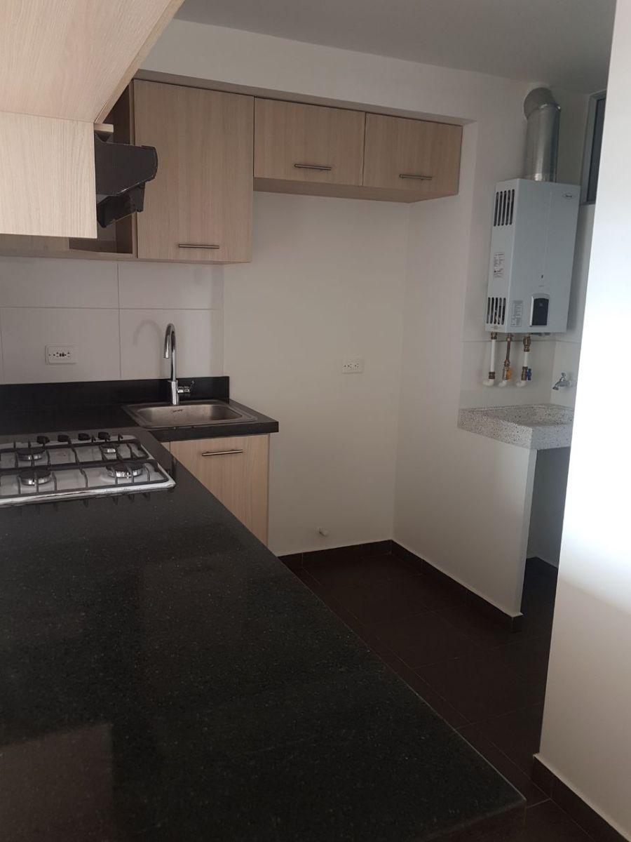 VENDO LINDO APARTAMENTO PISO 4 ASCENSOR 3 ALCOBAS GARAJE PROPIO PINAR DE  SUBA