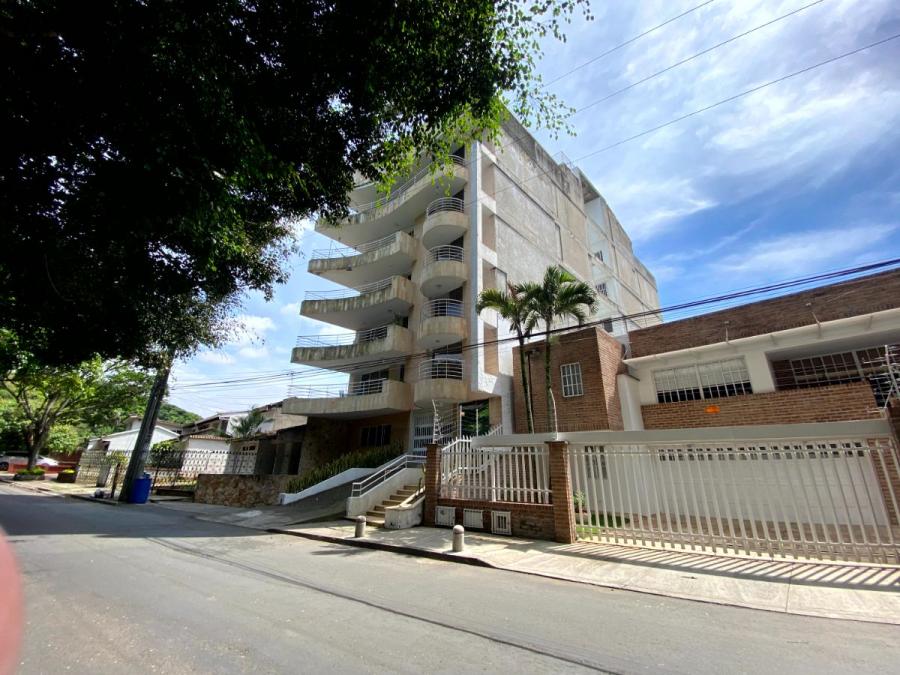 Foto Apartamento en Venta en Ciudad Jardín, Cali, Valle del Cauca - $ 575.000.000 - APV203062 - BienesOnLine