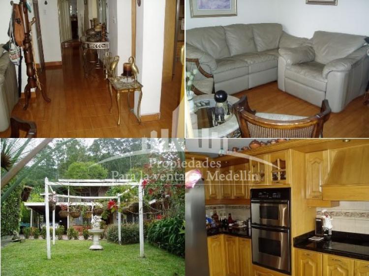 Foto Casa en Venta en Medellín, Antioquia - $ 800.000.000 - CAV34987 - BienesOnLine