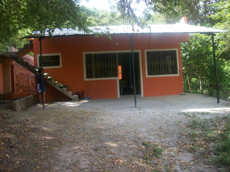 Foto Finca en Venta en VIVIENDA FAMILIAR EL TESORITO, Tocaima, Cundinamarca - 1700 hectareas - $ 100.000.000 - FIV32960 - BienesOnLine