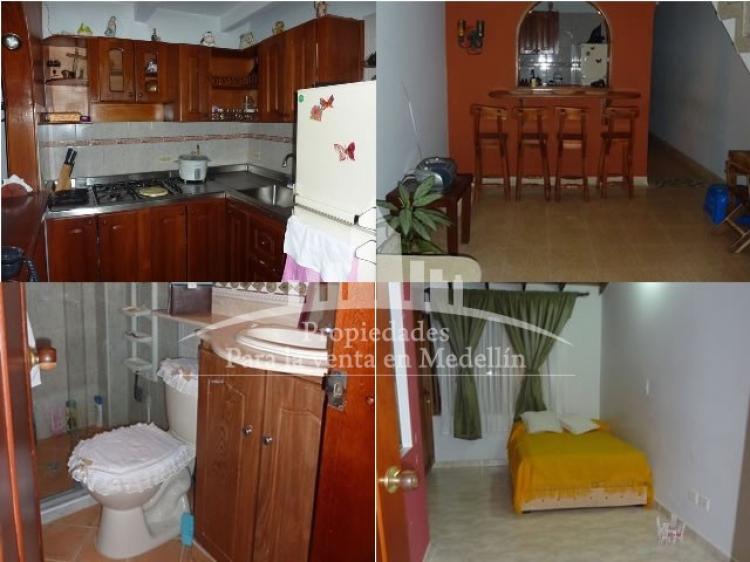 Foto Casa en Venta en Medellín, Antioquia - $ 73.000.000 - CAV34151 - BienesOnLine