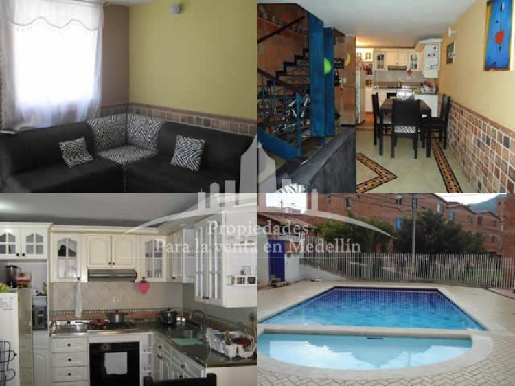 Foto Casa en Venta en Medellín, Antioquia - CAV42344 - BienesOnLine