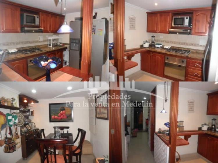 Foto Casa en Venta en Medellín, Antioquia - $ 135.000.000 - CAV41029 - BienesOnLine